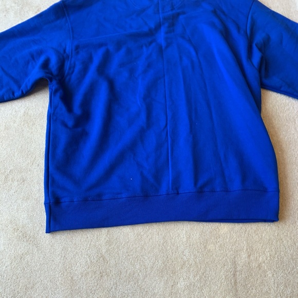 Boy’s champion sweater - Picture 10 of 11